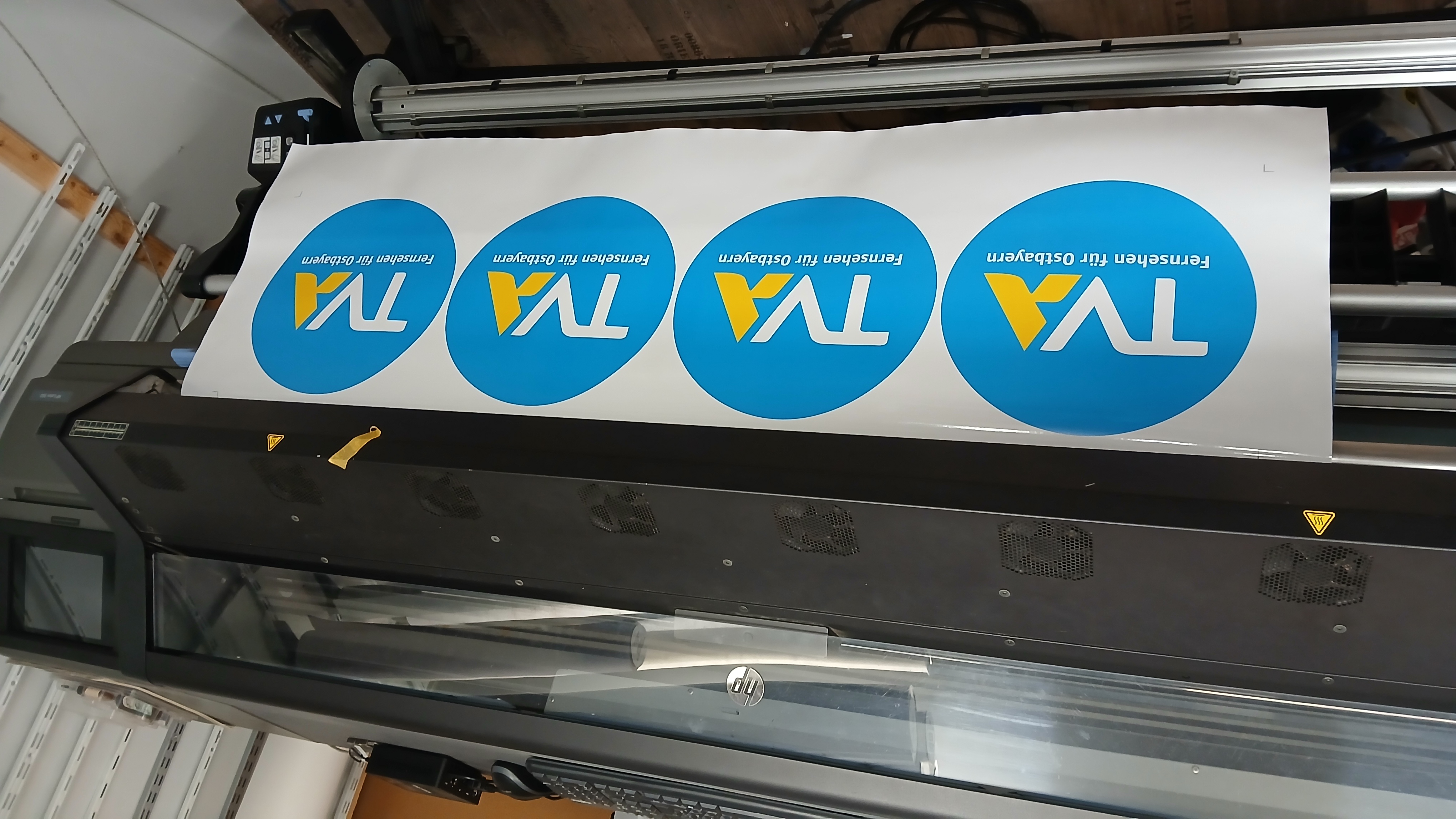 TVA Logos im Großformatdruck